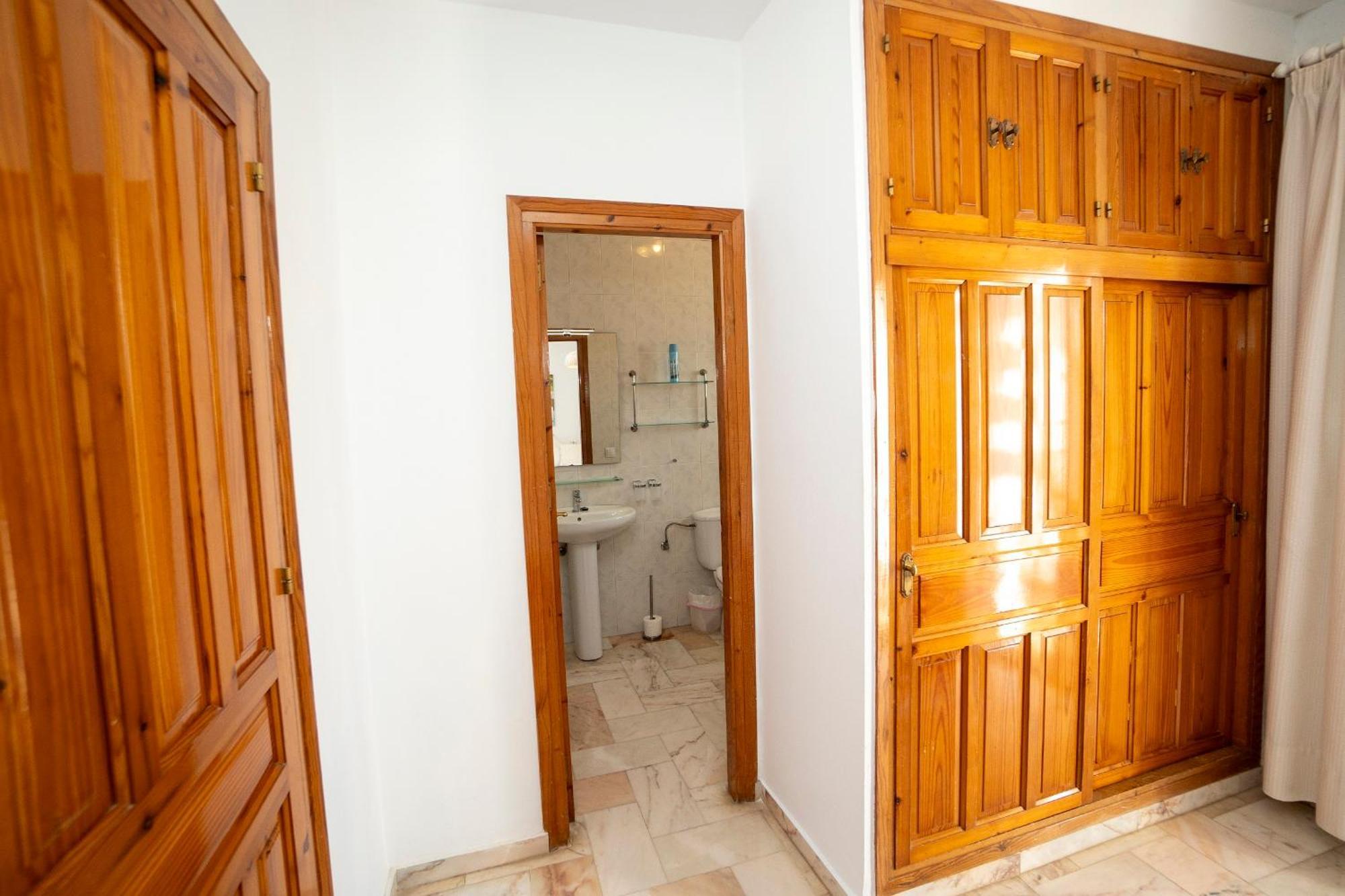 Апартаменты Residensol 13 Menyber Нерха Экстерьер фото